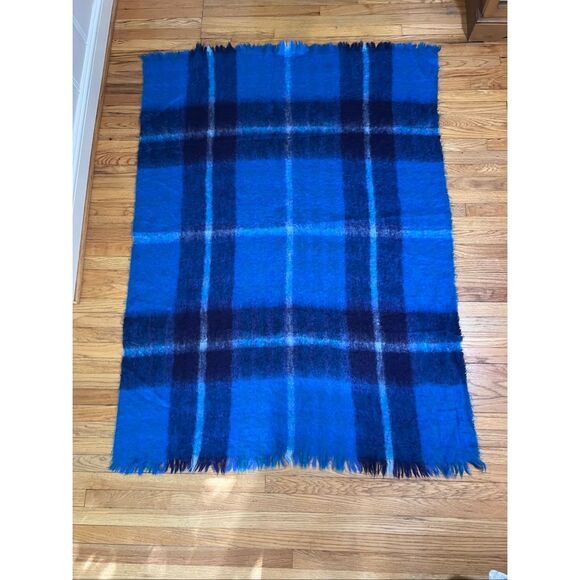 Vintage 1996 Mohair Wool Blue Plaid Blanket Throw 50x70” - Picture 5 of 6
